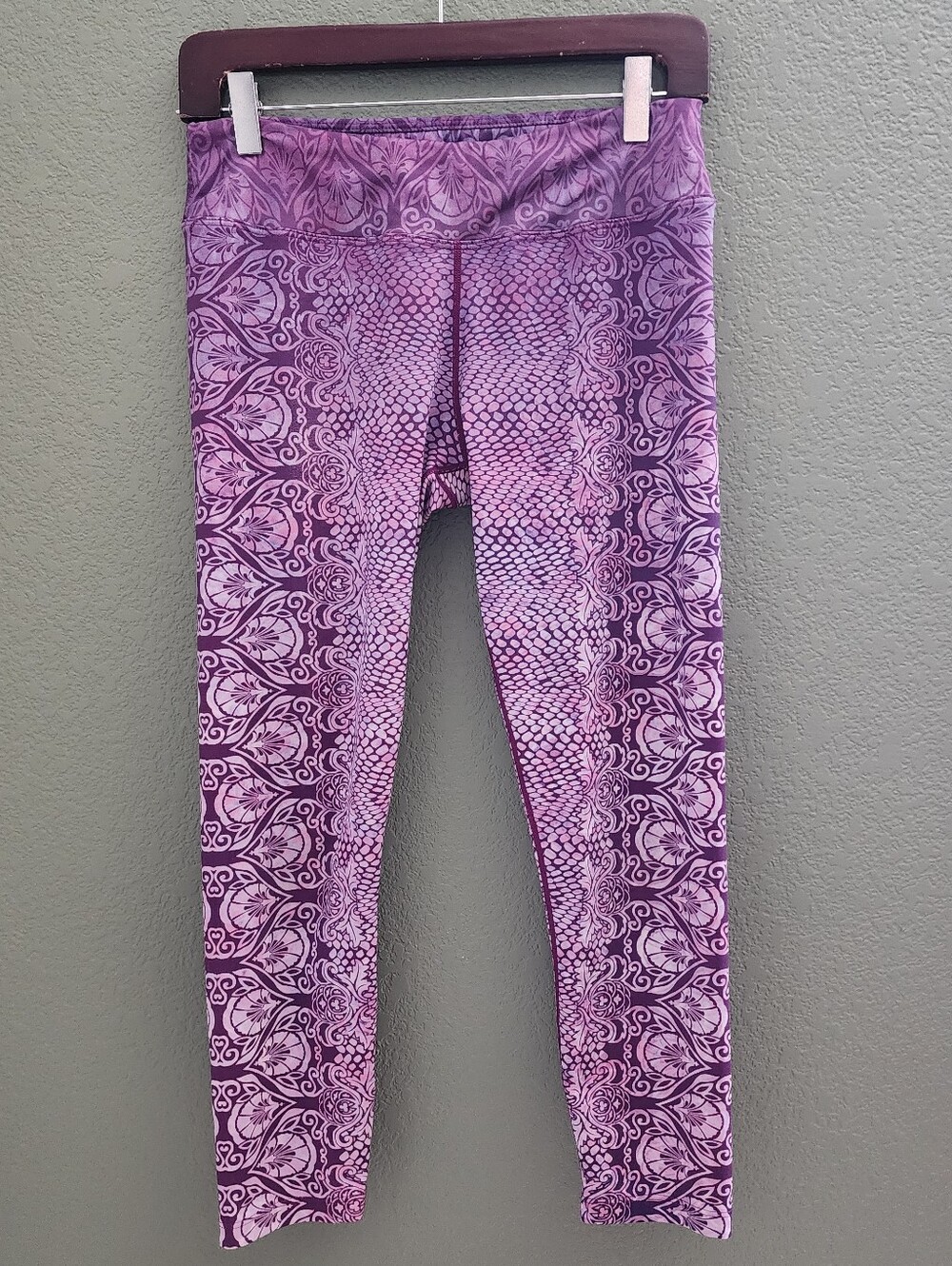 Prana Women’s Purple Mandala Print Yoga Leggings Size M Boho Activewear
